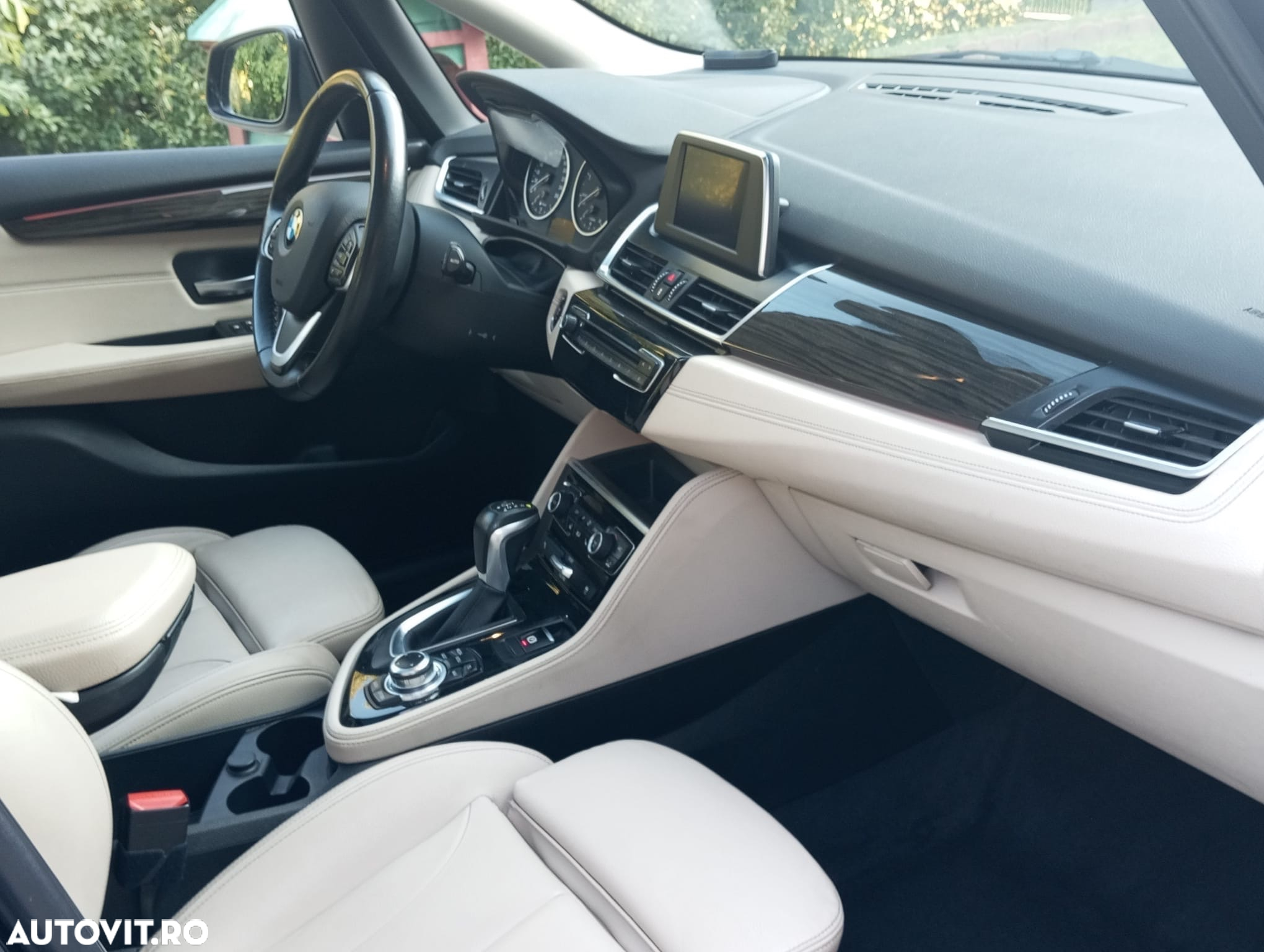 BMW Seria 2 218d Active Tourer Aut. Luxury Line - 37