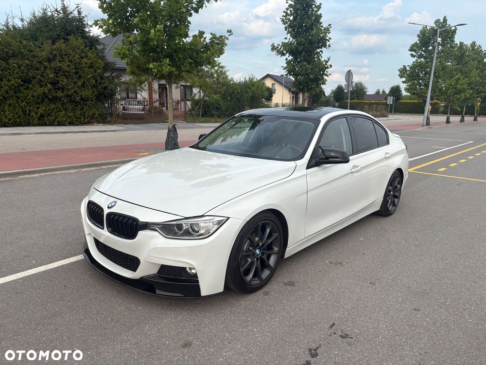 BMW Seria 3 328i Luxury Line - 1