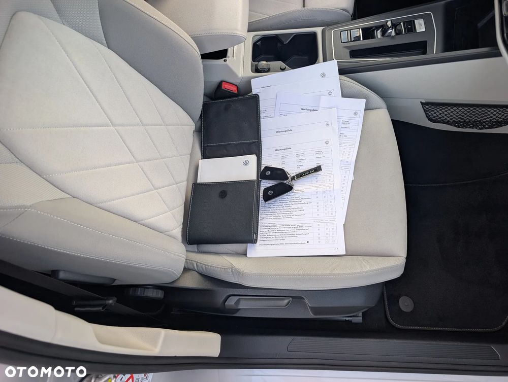 Volkswagen Golf 2.0 TDI SCR DSG Life - 25