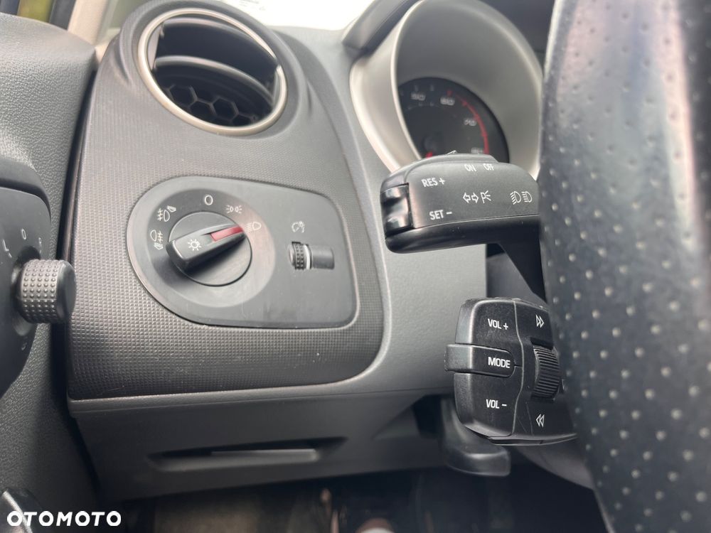 Seat Ibiza 1.4 16V Reference - 12