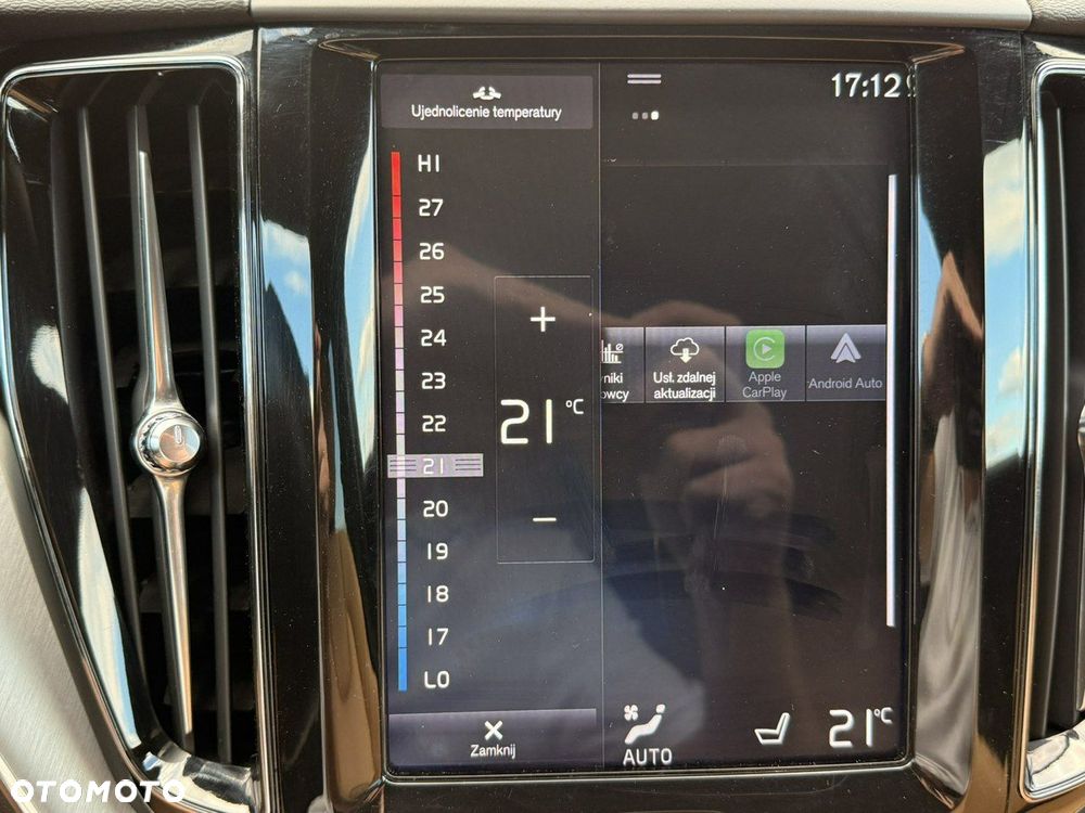 Volvo XC 60 D4 AWD Momentum - 30