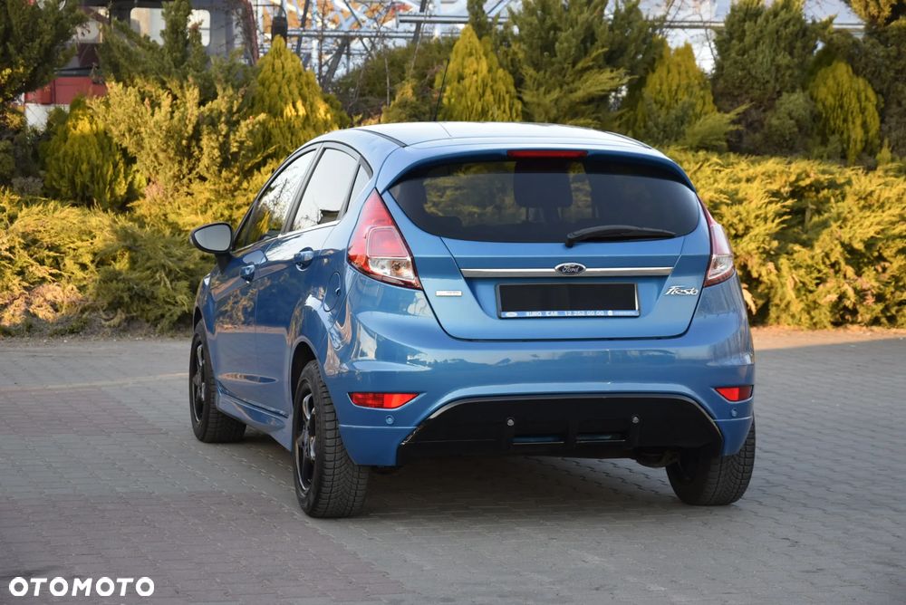 Ford Fiesta 1.6 TDCi Titanium X - 11