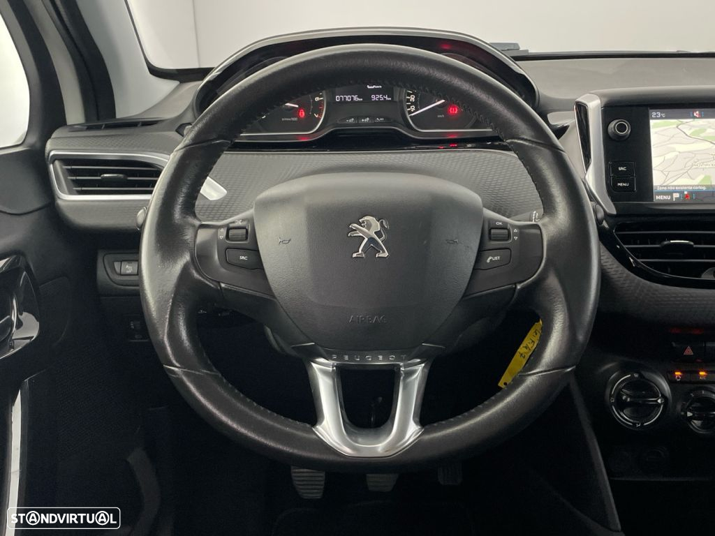 Peugeot 208 1.2 PureTech Style - 14