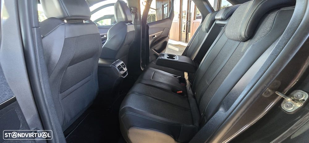 Peugeot 3008 1.6 Hybrid Allure Pack e-EAT8 - 16