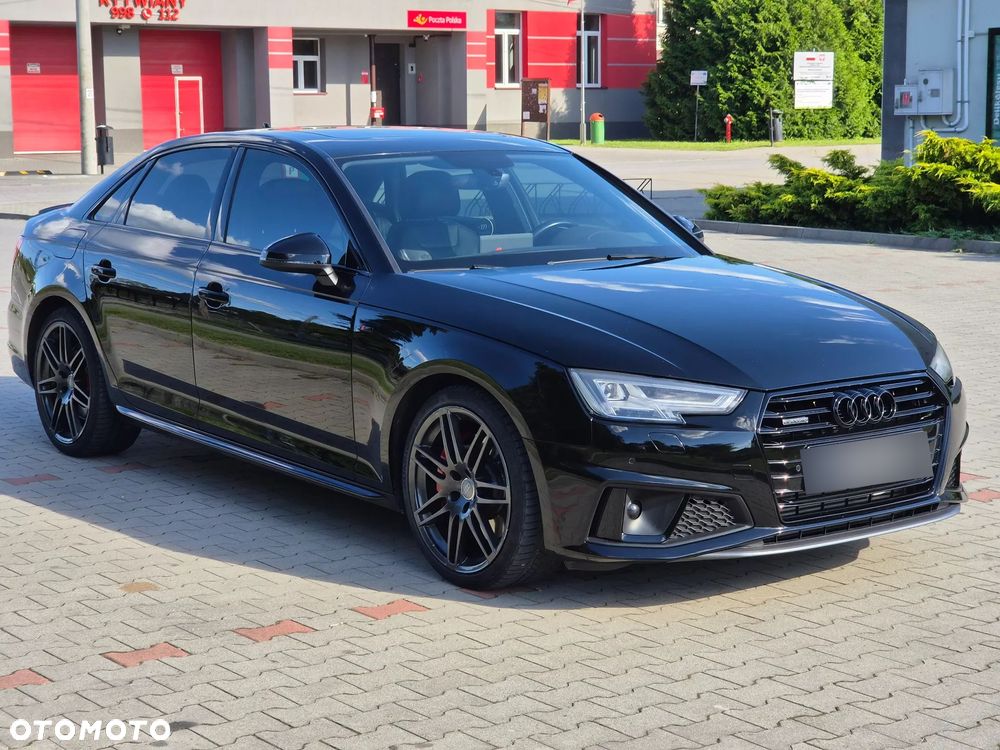 Audi A4 Limousine - 4