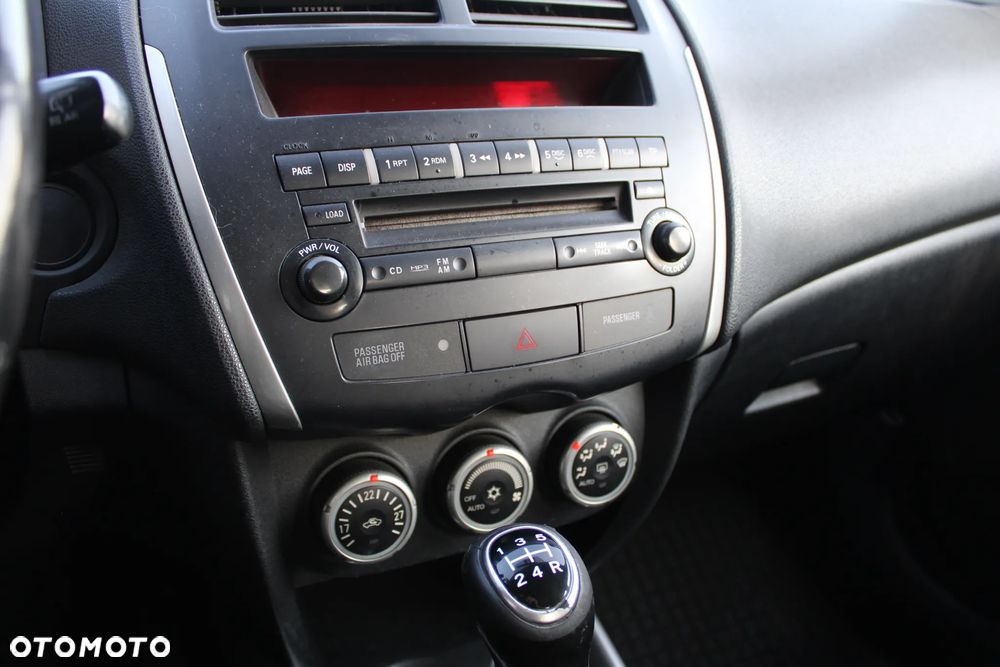 Mitsubishi ASX 1.6 Inform - 20