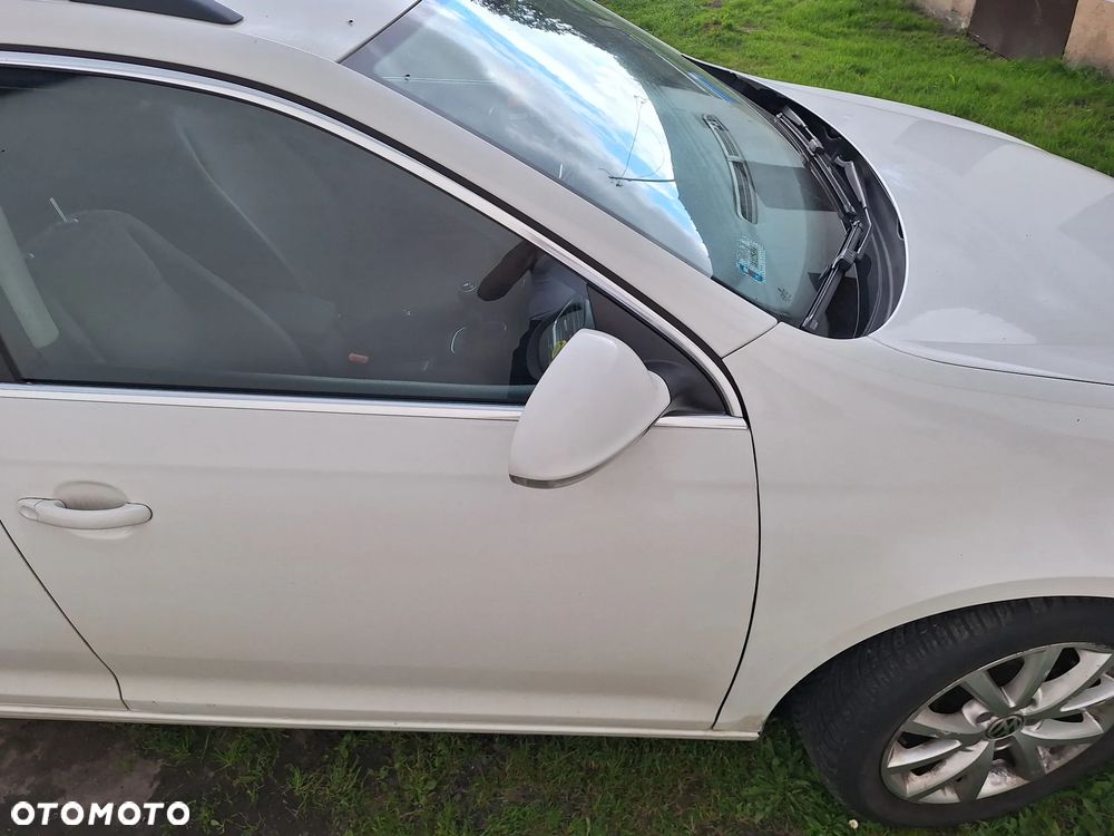 Volkswagen Golf 1.6 TDI BlueMot Comfortline - 12