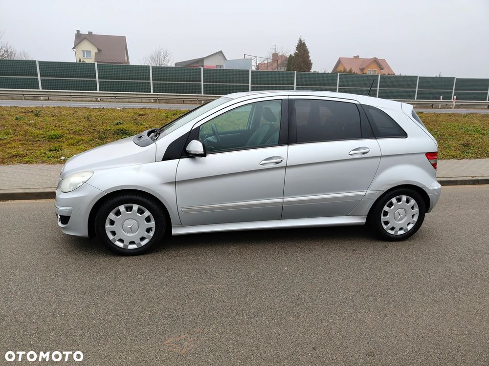 Mercedes-Benz Klasa B 180 CDI Special Edition - 4