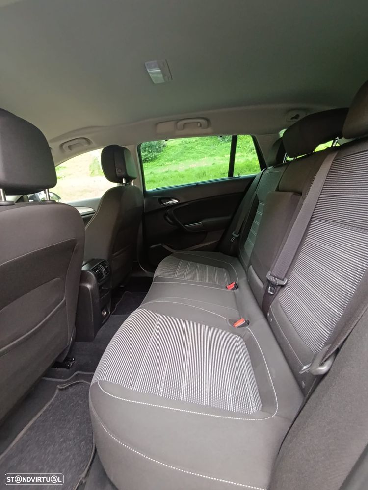 Opel Insignia Sports Tourer 2.0 CDTi Cosmo S/S J17 - 21