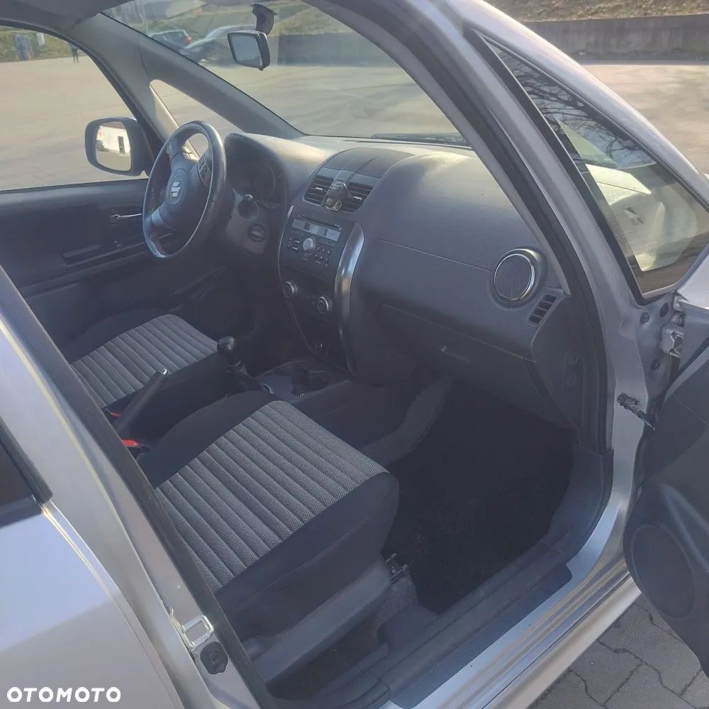 Suzuki SX4 1.6 VVT 4x2 Style - 9