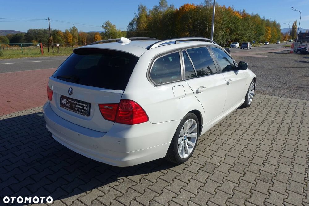 BMW Seria 3 320i Edition Sport - 5
