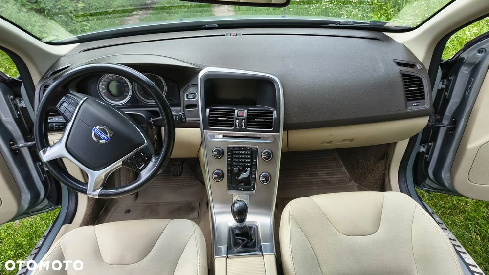 Volvo XC 60 D3 AWD Momentum - 15
