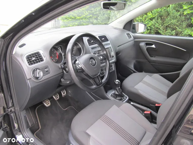 Volkswagen Polo 1.2 TSI Blue Motion Technology Allstar - 8