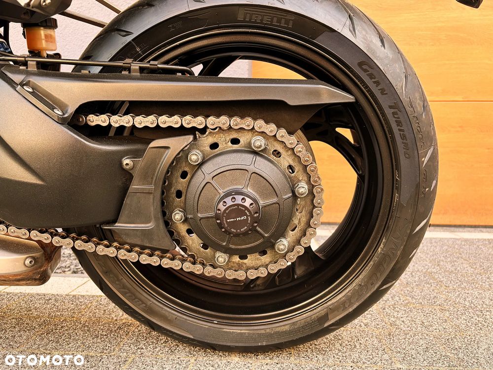 Honda CB - 11