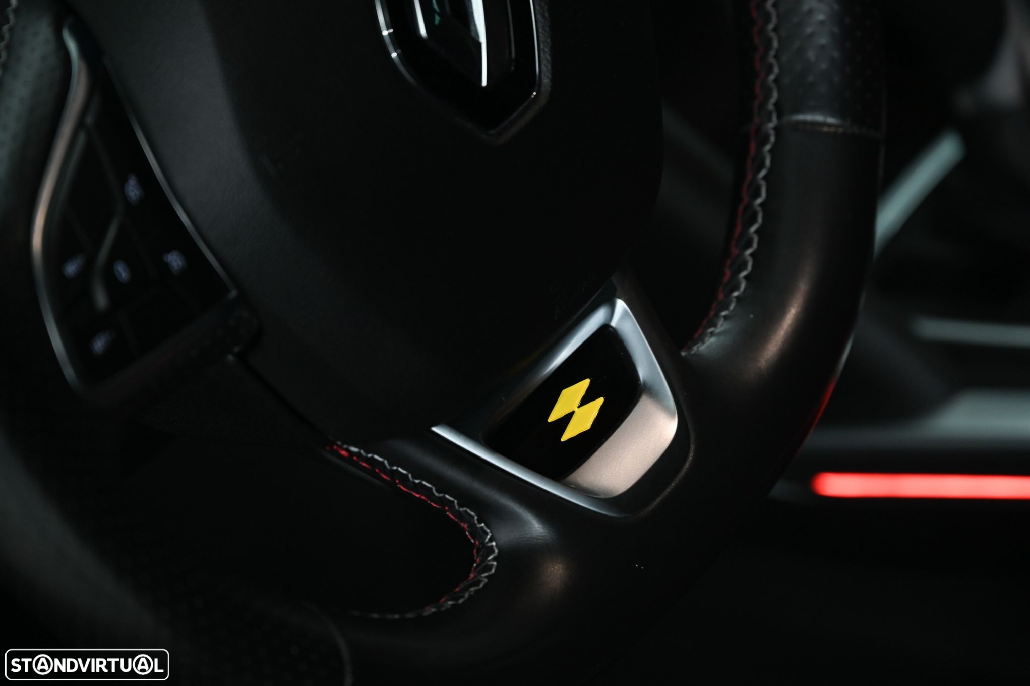Renault Mégane 1.5 Blue dCi R.S. Line EDC - 19