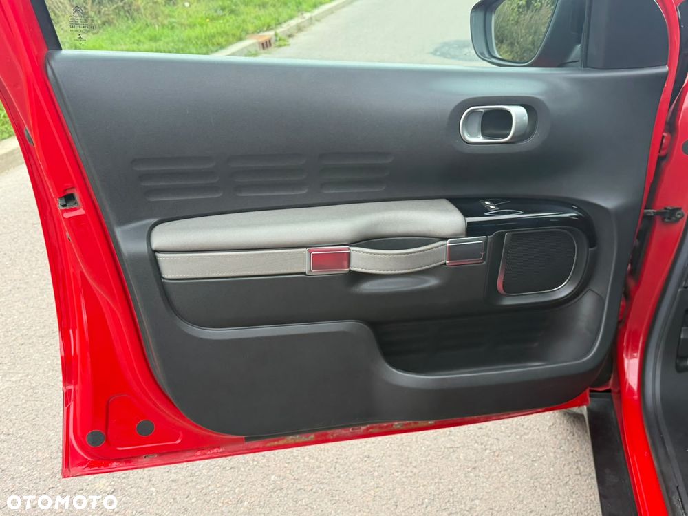 Citroën C4 Cactus 1.2 PureTech Shine S&S EAT6 - 27