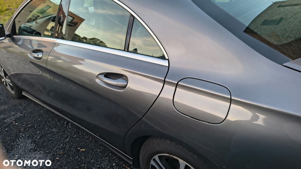 Mercedes-Benz CLA 180 7G-DCT - 9