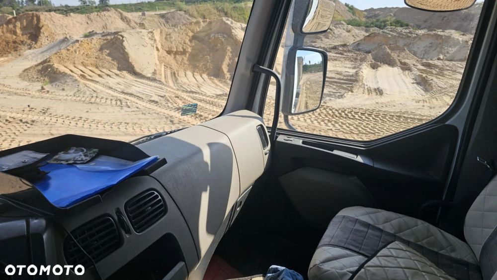 Renault Premium Lander - 6