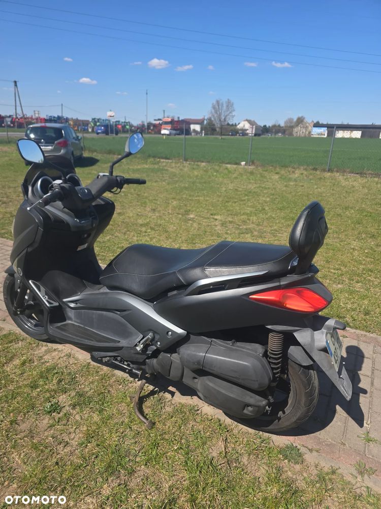 Yamaha X-max - 6