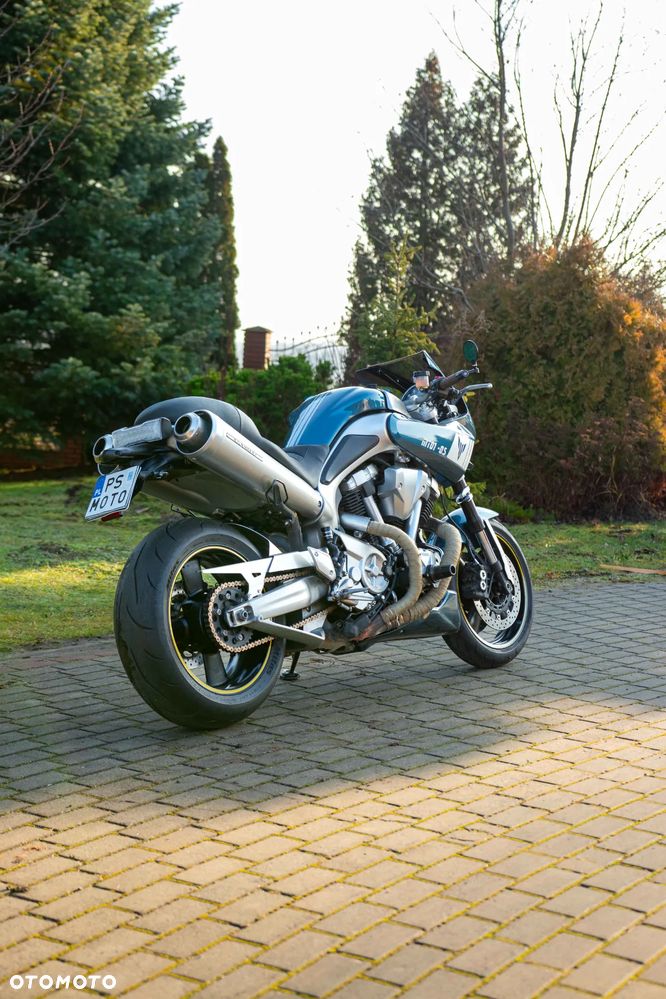 Yamaha MT - 6