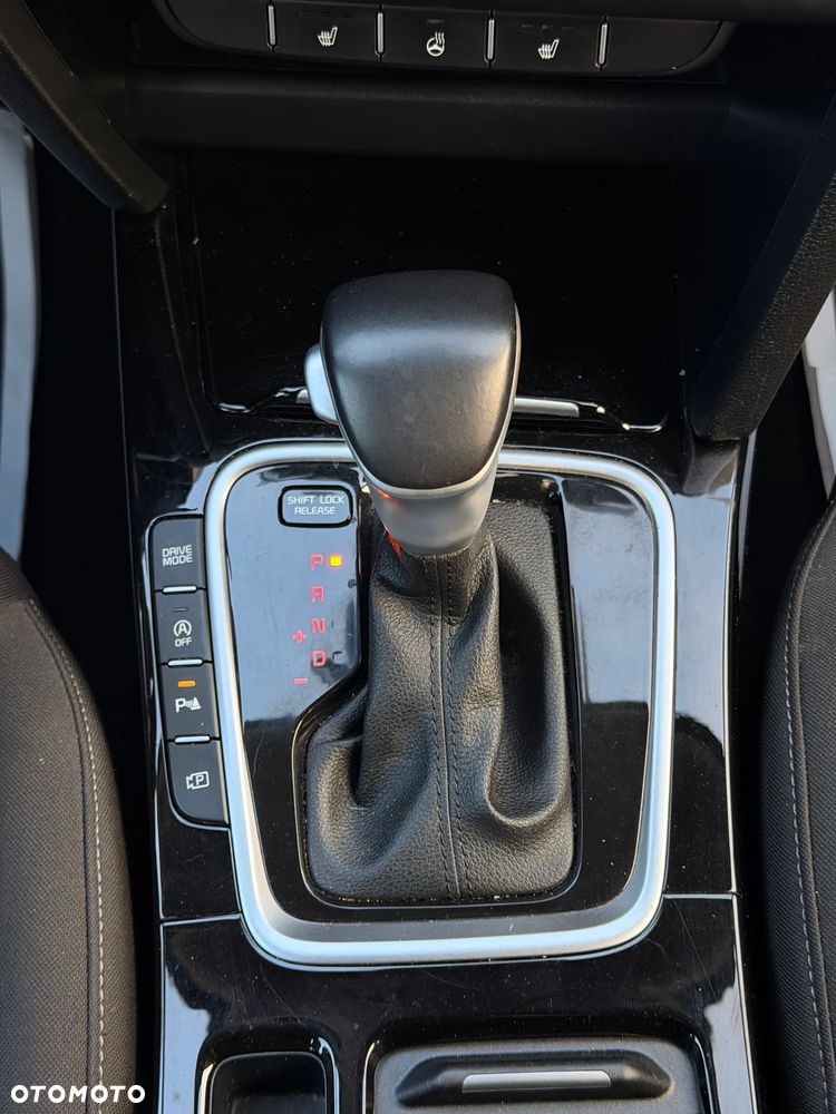 Kia Ceed 1.6 CRDi DCT Spirit - 17