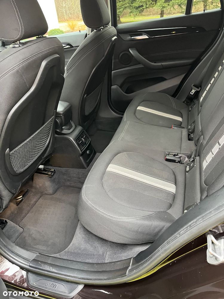 BMW X1 xDrive25d xLine - 16