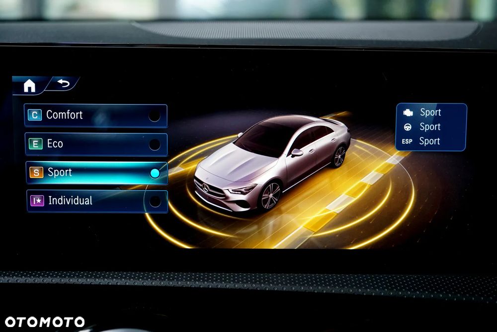 Mercedes-Benz CLA 180 mHEV AMG Line 7G-DCT - 36