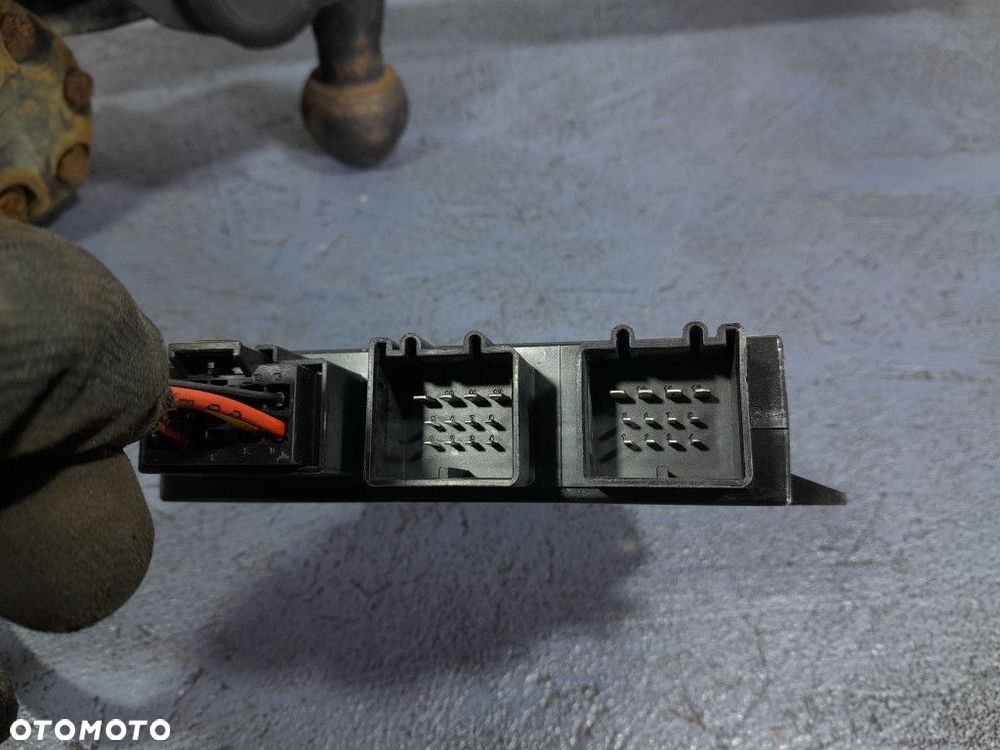VW PASSAT B7 KOMBI HAK HOLOWNICZY ELEKTRYCZNY 13 PIN 3AA803880E - 9