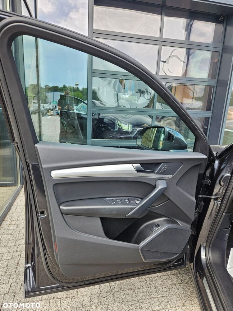 Audi Q5 Sportback - 9