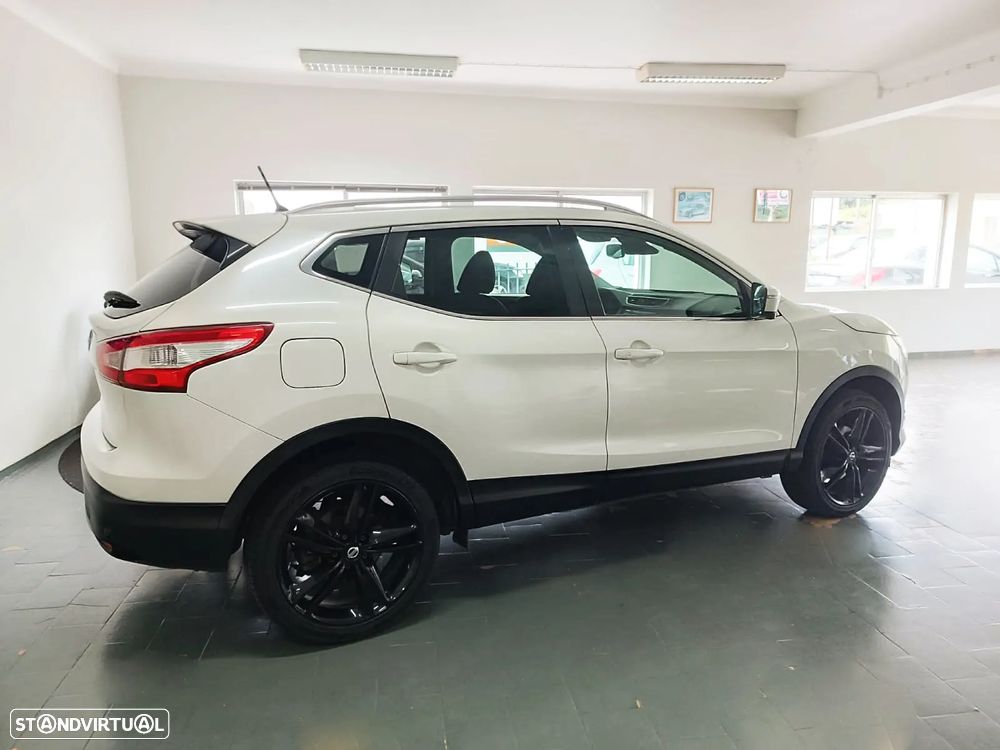 Nissan Qashqai 1.5 dCi Tekna Premium - 6