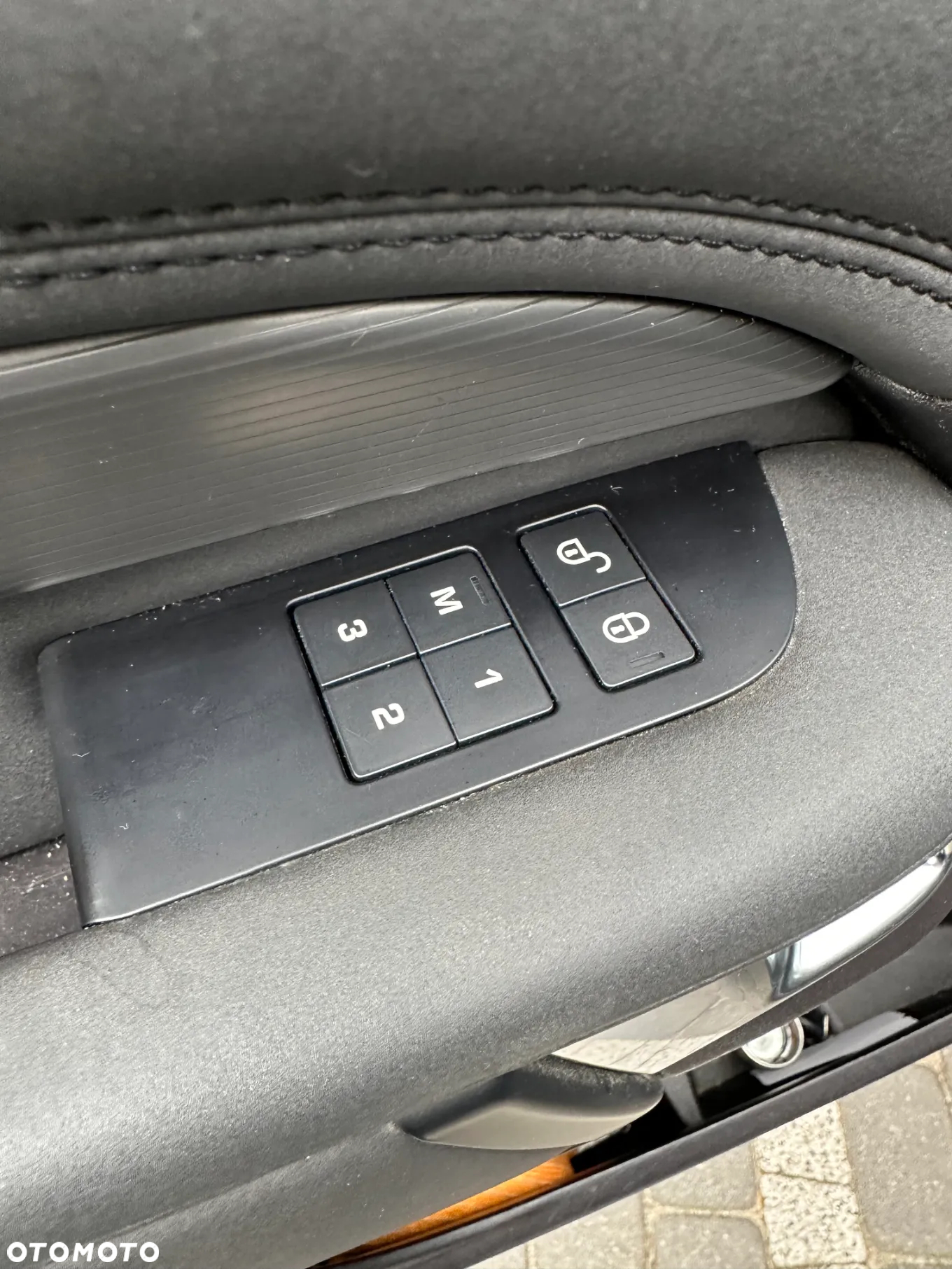 Land Rover Discovery V 3.0 SDV6 Landmark Edition - 9