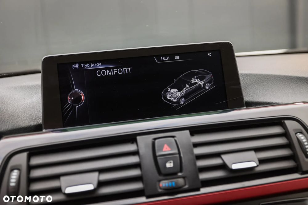 BMW Seria 3 320d xDrive Sport Line - 37