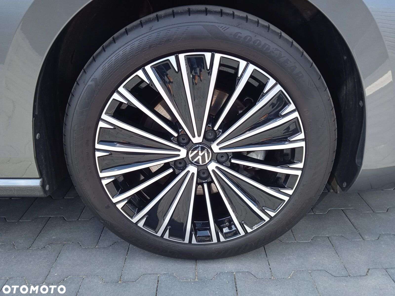 Volkswagen Passat 1.5 TSI EVO Elegance DSG - 19