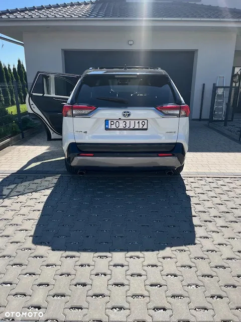 Toyota RAV4 - 4