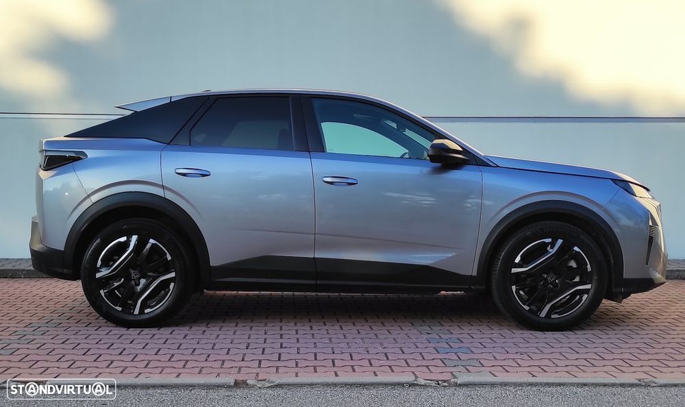 Peugeot E-3008 Allure - 14