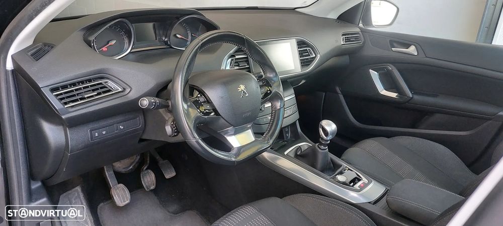 Peugeot 308 BlueHDi FAP 120 Stop & Start Allure - 19