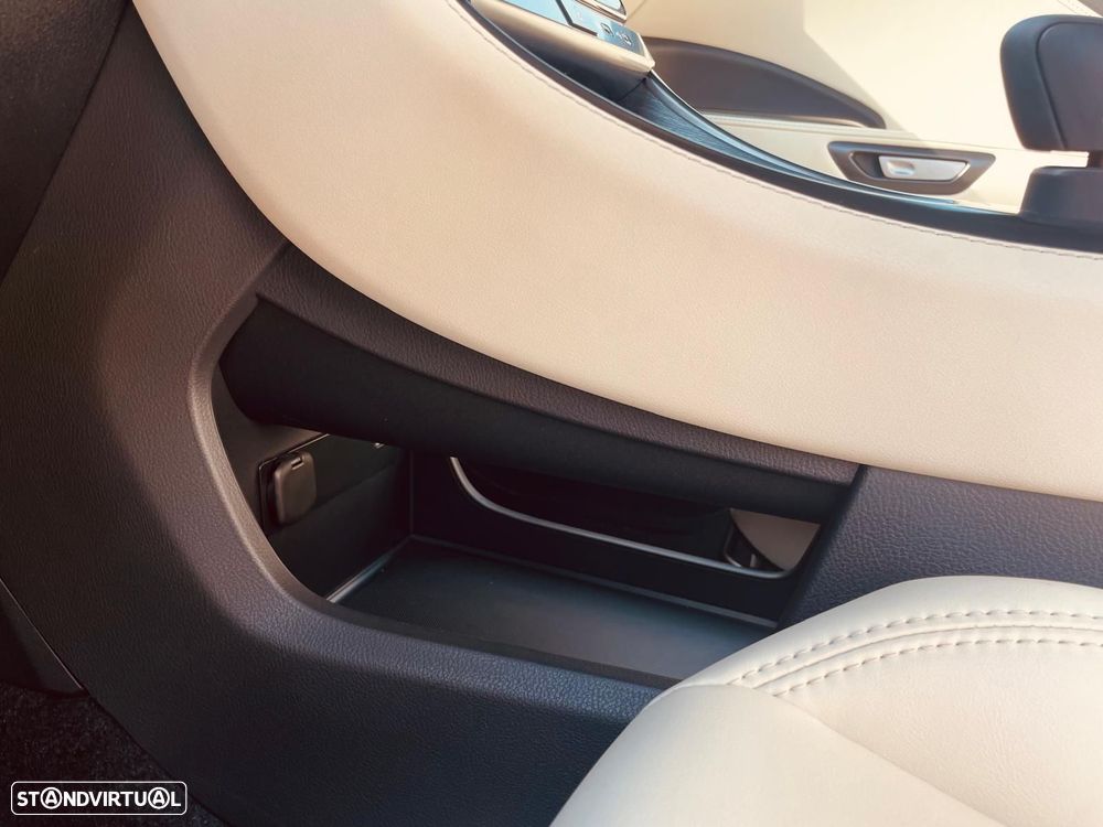 Lexus LBX Elegant - 35