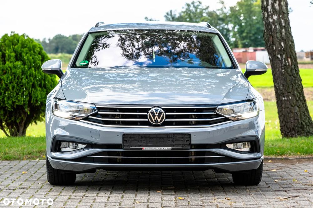Volkswagen Passat 2023 photo 3