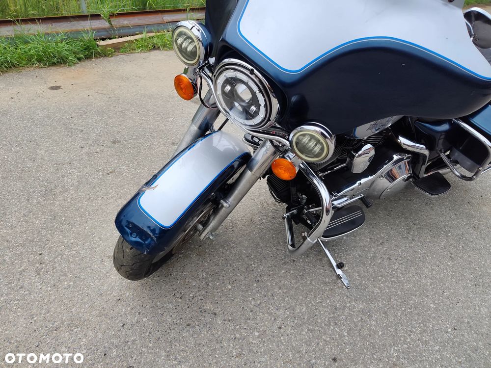 Harley-Davidson FLHT Electra Glide Standard - 16