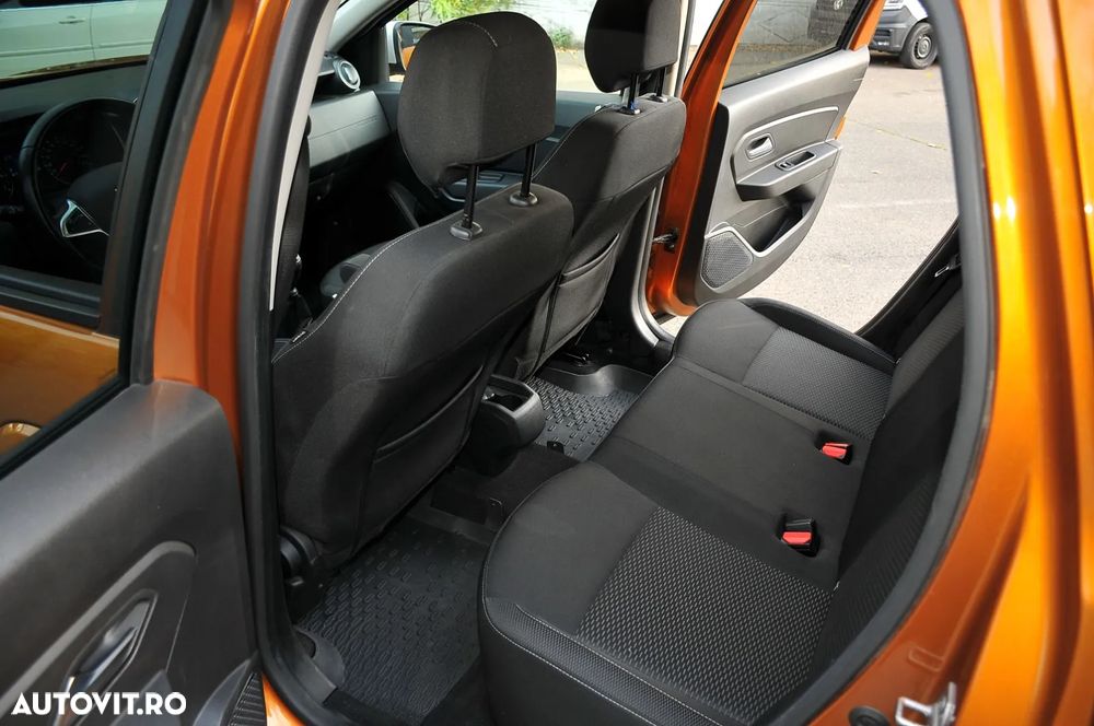 Dacia Duster TCe 90 Essential - 13