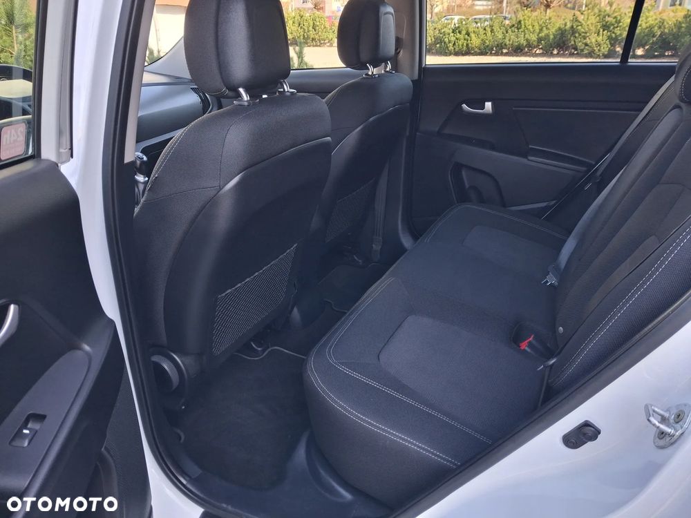 Kia Sportage 1.7 CRDI Business Line M 2WD - 11