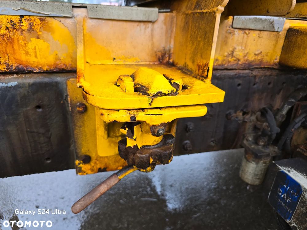 DAF Lf 55 220 pługo piaskarka Duże koła hakowiec wywrotka komunalny specjalny - 40