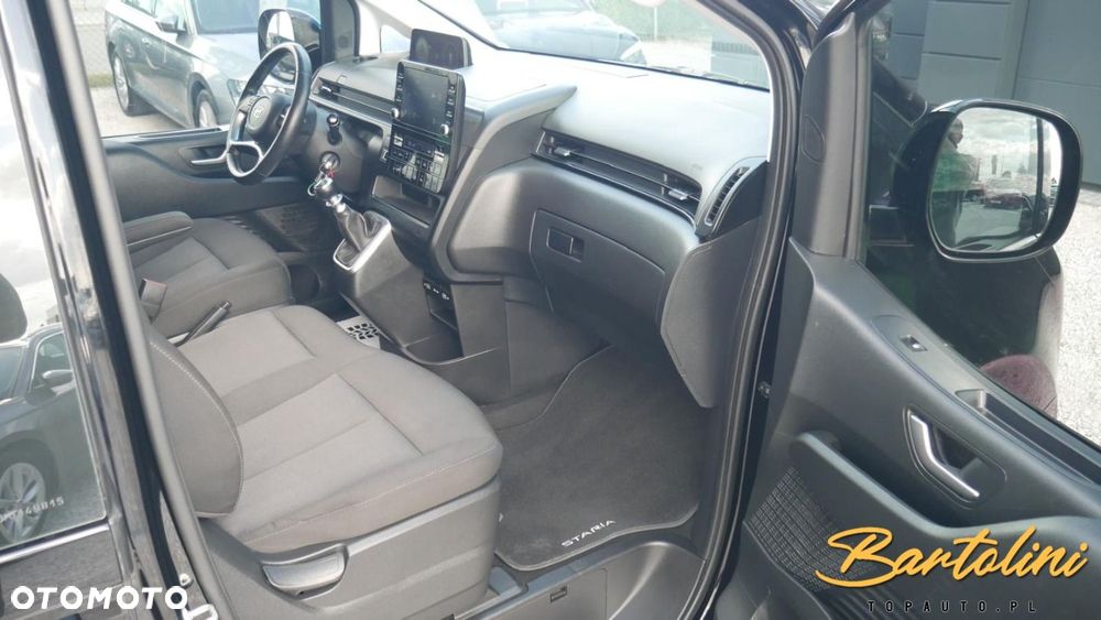 Hyundai Staria - 19