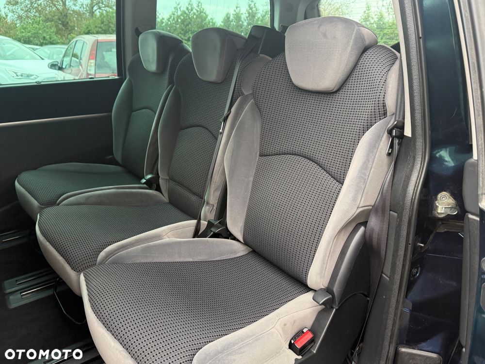 Peugeot 807 2.0 HDi Premium - 40