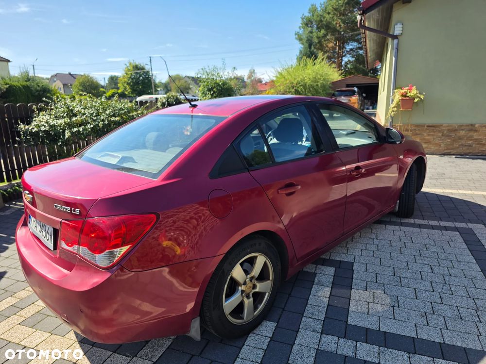 Chevrolet Cruze 1.8 LS (klm) - 2