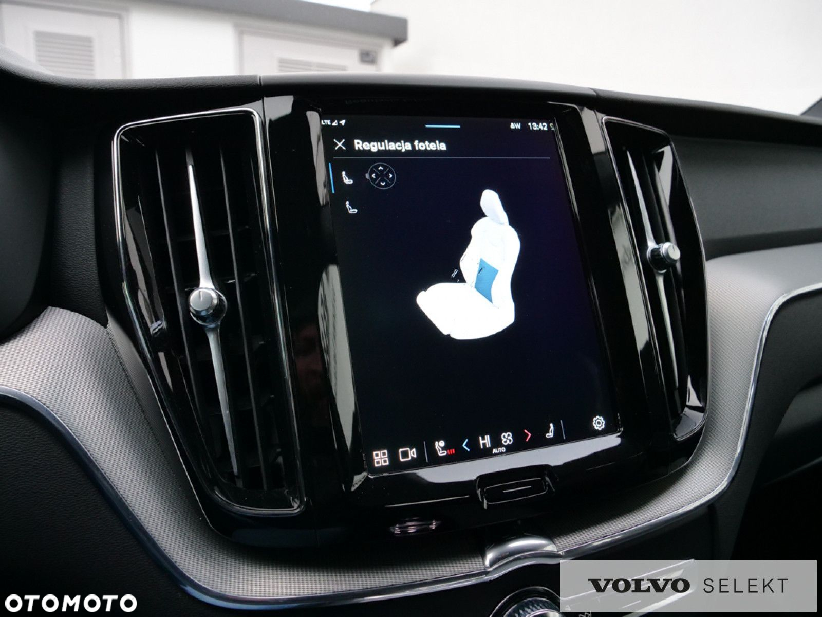 Volvo XC 60 - 31