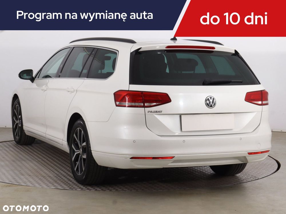 Volkswagen Passat Variant - 6