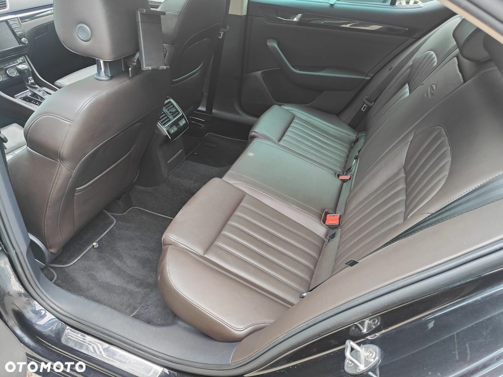 Skoda Superb 2.0 TDI 4x4 L&K DSG - 20
