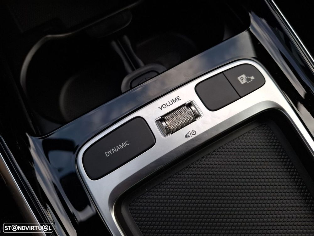 Mercedes-Benz GLA 250 e Progressive - 20