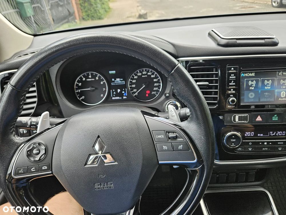 Mitsubishi Outlander 2.0 Intense Comfort 4WD CVT - 5